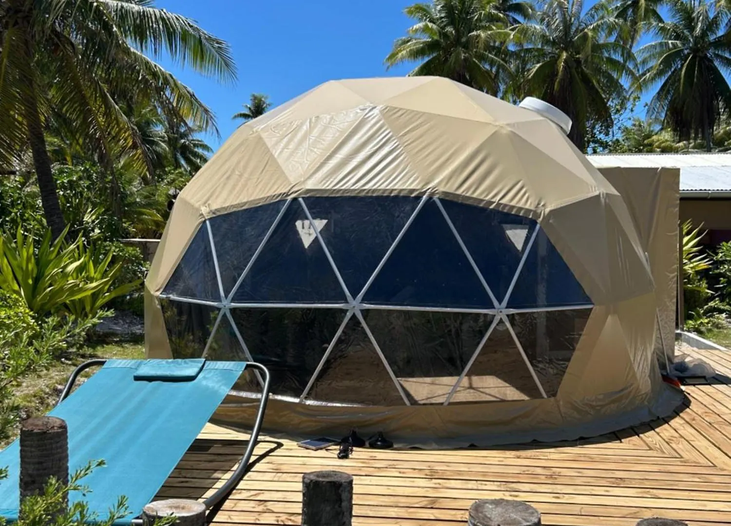 Dome Sur La Passe De Tiputa Hotel Rangiroa